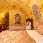 Walnut House Gasthof 4*
