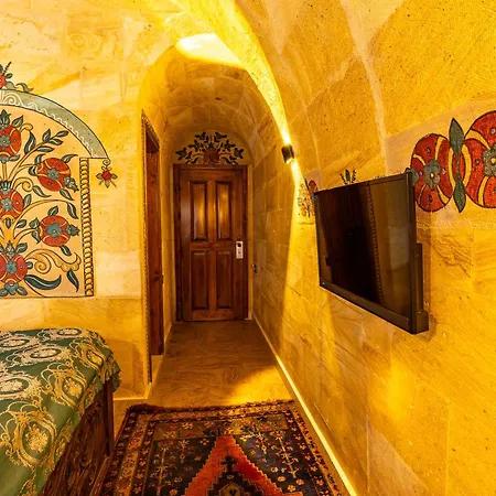 Walnut House בית הארחה