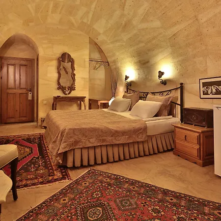 Walnut House בית הארחה