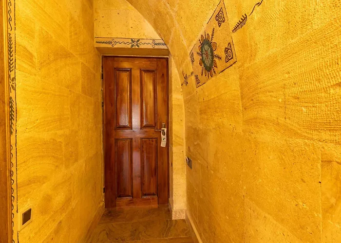 Walnut House בית הארחה 4*