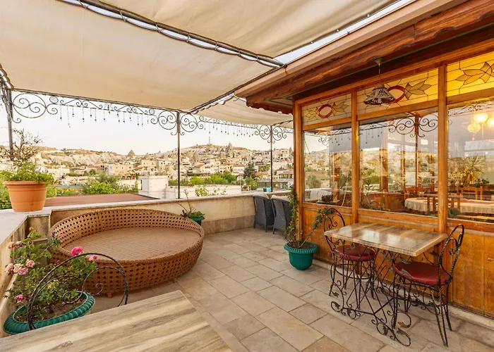 Walnut House Гостевой дом Гореме