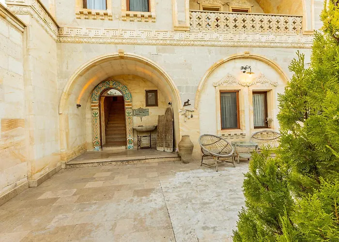 Walnut House 4* גורמה